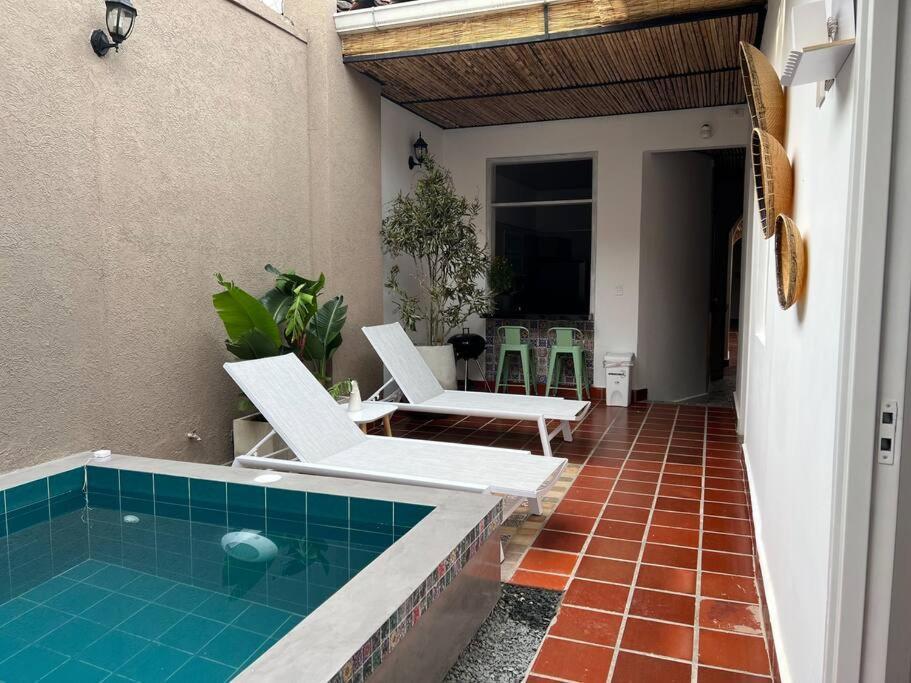Nueva En San Antonio Cali, La Casa De Tona Villa Exteriör bild